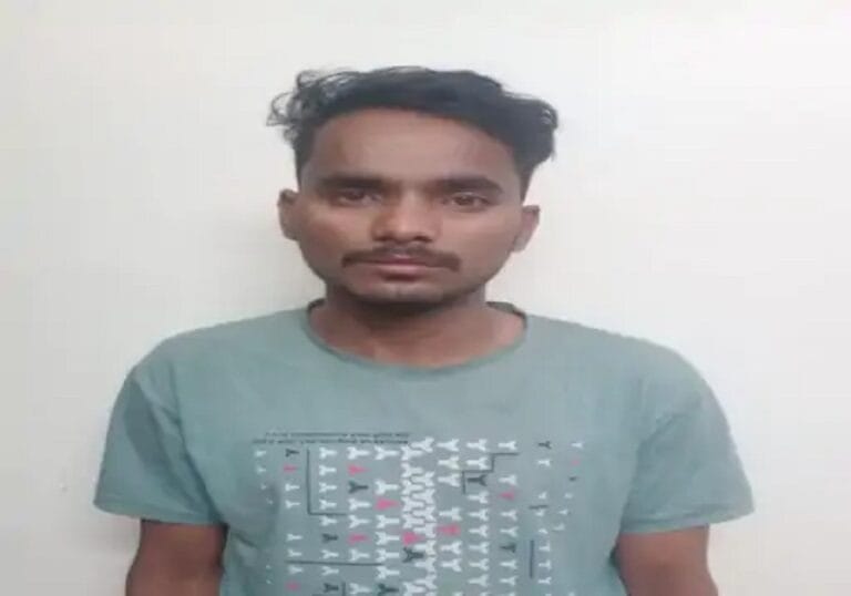 सौतेले पिता आकिब खान ने 2 साल के मासूम की हत्या की, मां रेशमी ताम्रकार भी गिरफ्तार