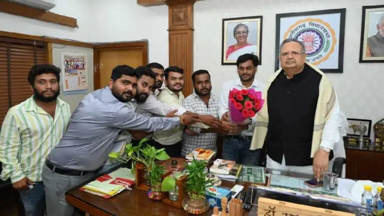 छत्तीसगढ़ विद्युत संविदा कर्मचारी संघ द्वारा आंदोलन समाप्त करने की घोषणा