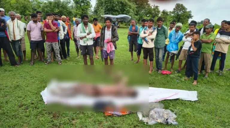 गरियाबंद के कोटरी नाला जलाशय में डूबने की घटना के बाद जांच करती पुलिस