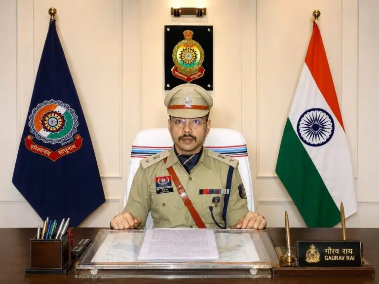 बलौदाबाजार-भाटापारा: आईपीएस राय गौरव रामप्रवेश ने संभाला पुलिस अधीक्षक का पदभार बलौदाबाजार-भाटापारा के नए पुलिस अधीक्षक राय गौरव रामप्रवेश ने पदभार ग्रहण किया।